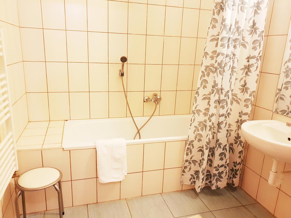Vagabond Apartman Miskolc Esterno foto