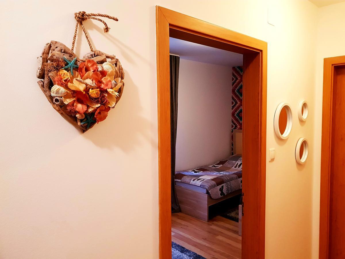 Vagabond Apartman Miskolc Esterno foto