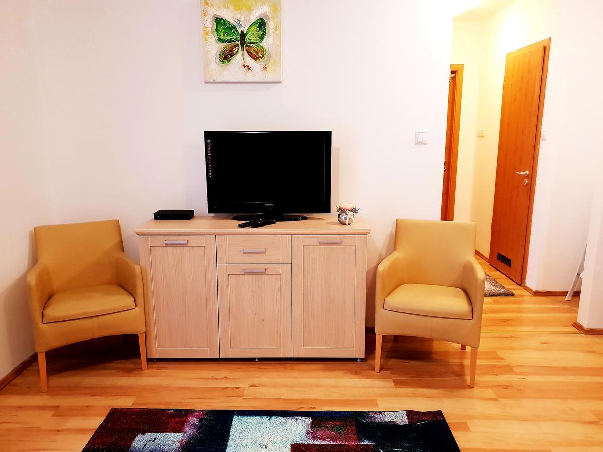 Vagabond Apartman Miskolc Esterno foto