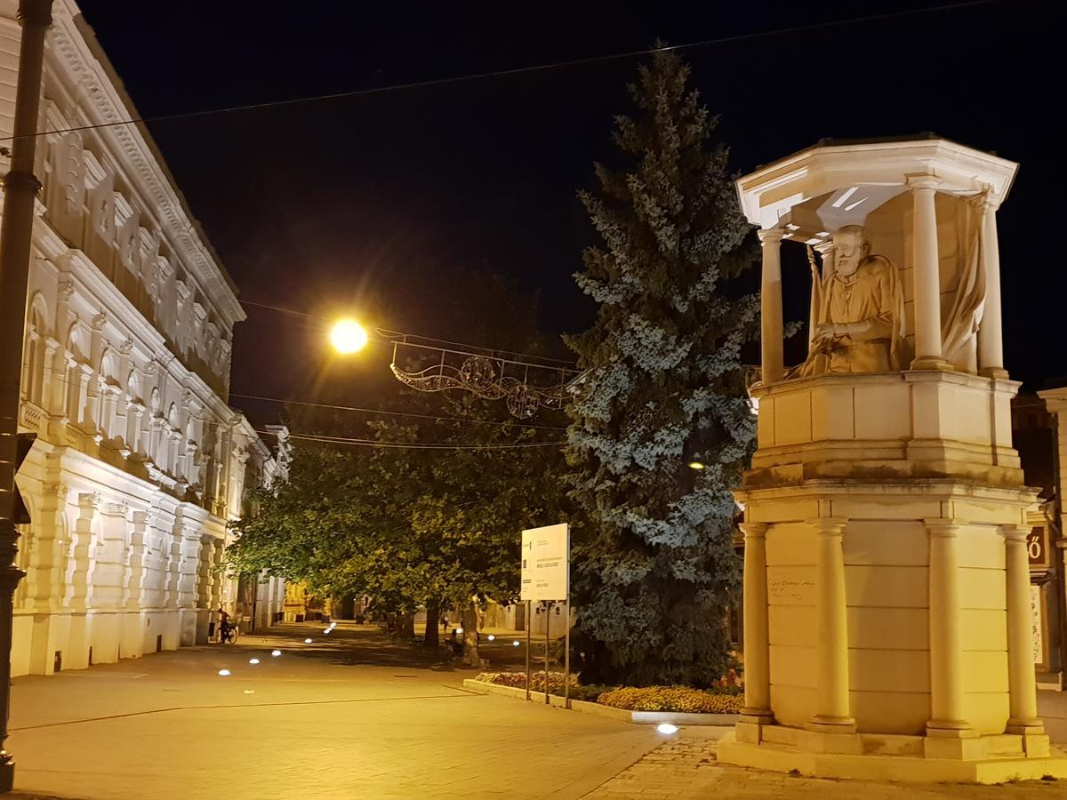 Vagabond Apartman Miskolc Esterno foto